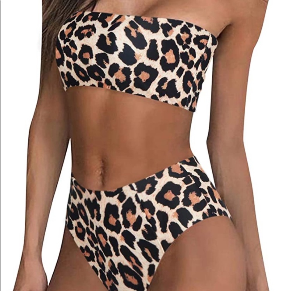 Women High Cut Cheetah Print Strapless Bikini